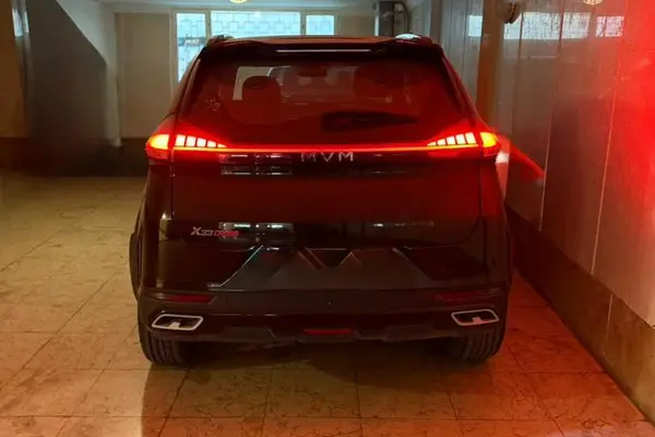 ام وی ام، X33 کراس