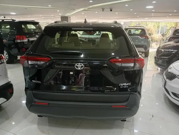 تویوتا، راوفور