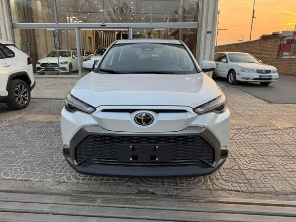 تویوتا، فرانت لندر هیبرید