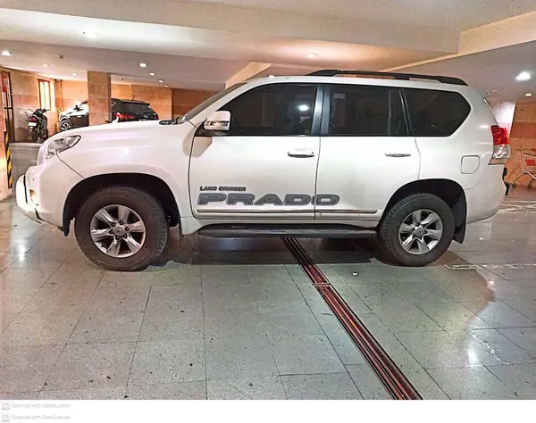 تویوتا، پرادو  چهار در