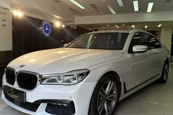 ب ام و، سری 7