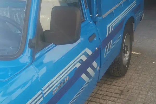 زامیاد، وانت نیسان