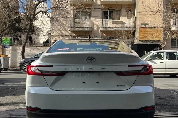 تویوتا، کمری هیبرید