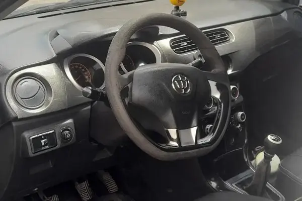 برلیانس  H220