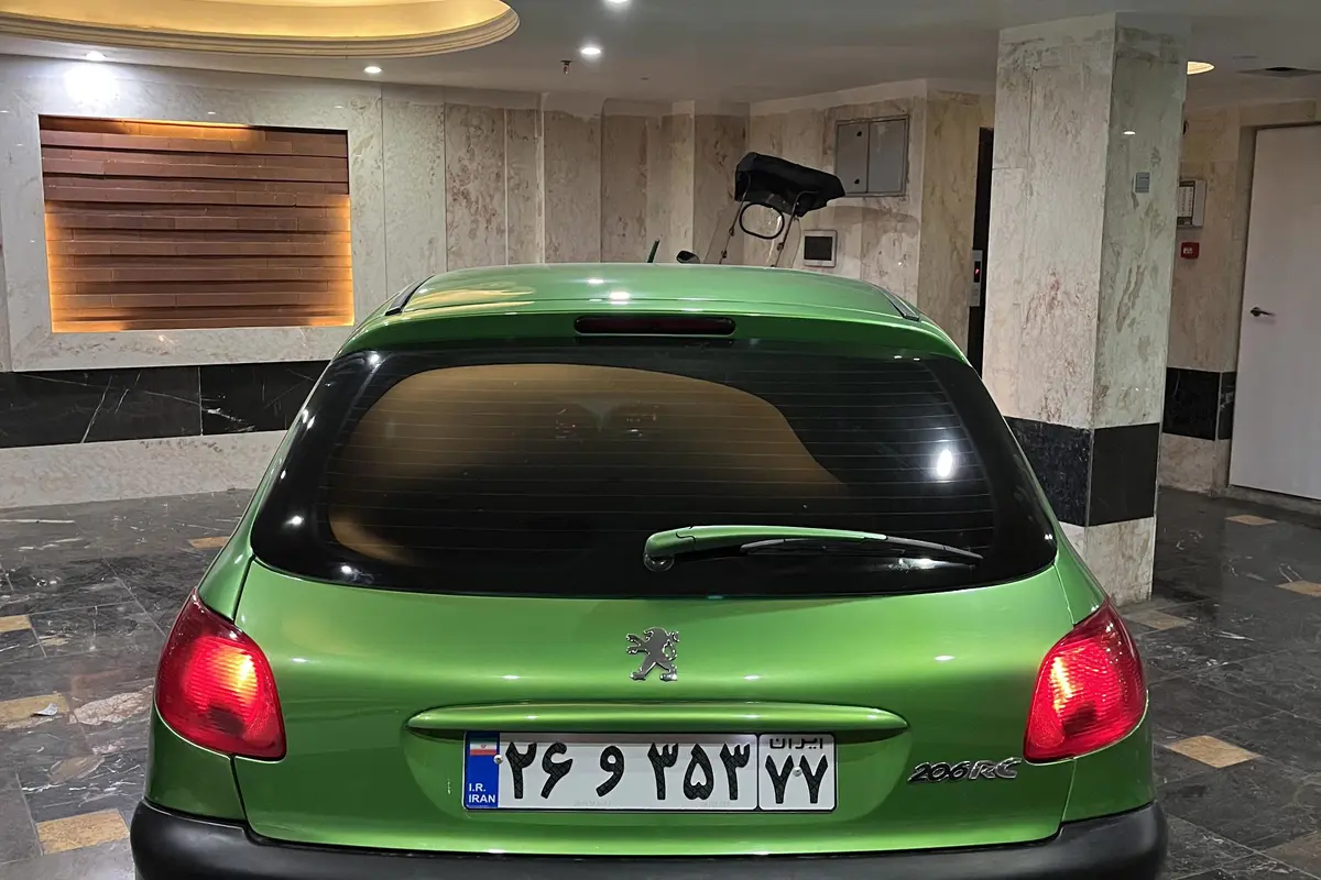 پژو،  206