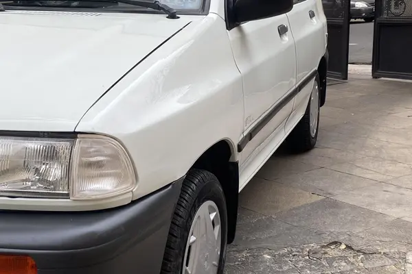 پراید، صندوق دار