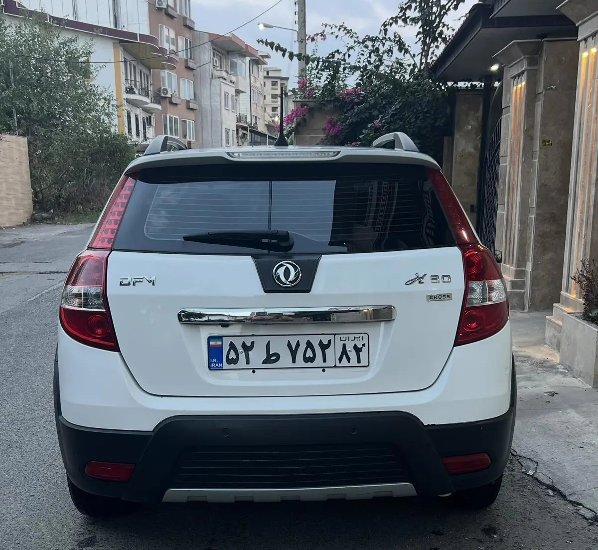 دانگ فنگ،  H30 کراس
