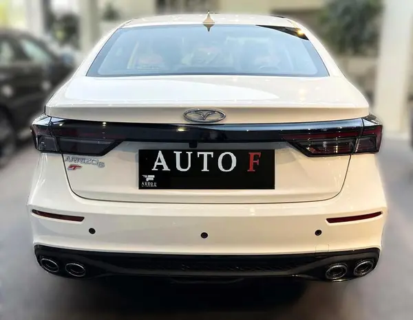 فونیکس، آریزو 6 جی تی (Z6 GT)