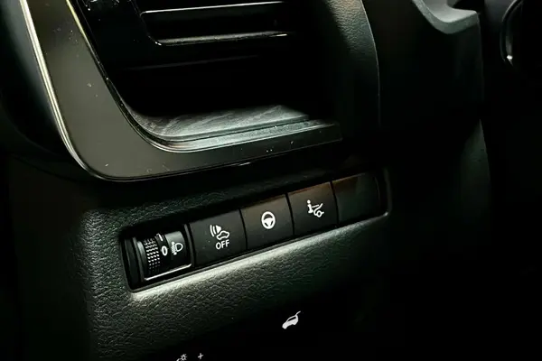 نیسان  ایکس تریل e-POWER