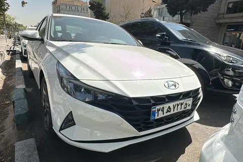 هیوندای، النترا