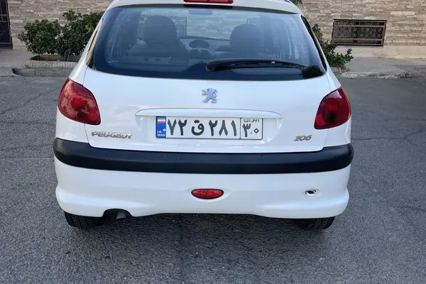 پژو  206