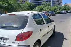 پژو، 206