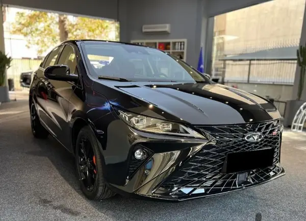 فونیکس، آریزو 6 جی تی (Z6 GT)