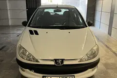 پژو، 206