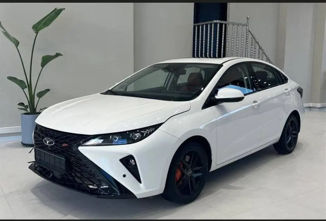 فونیکس،  آریزو 6 جی تی (Z6 GT)