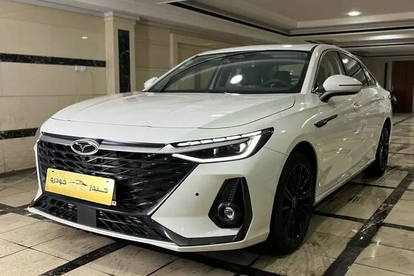 فونیکس، آریزو 8 (Z8)