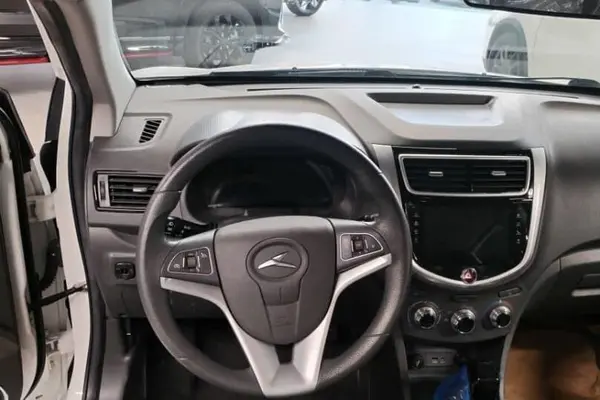 کی ام سی، ایگل