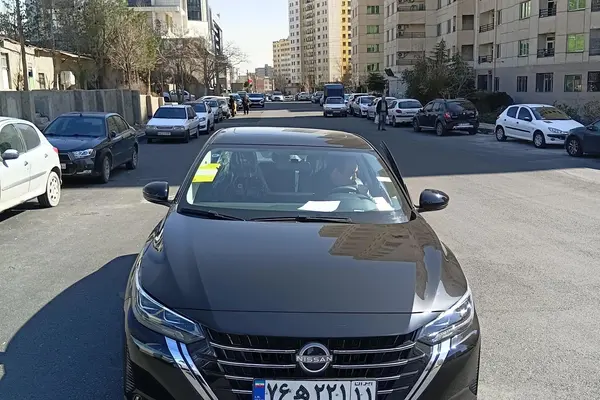 نیسان، سیلفی