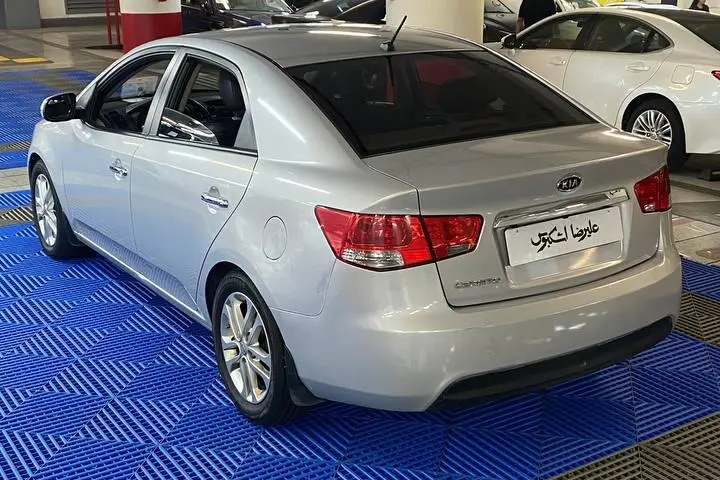 کیا،  سراتو (مونتاژ)
