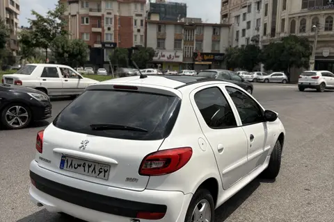 پژو، 207