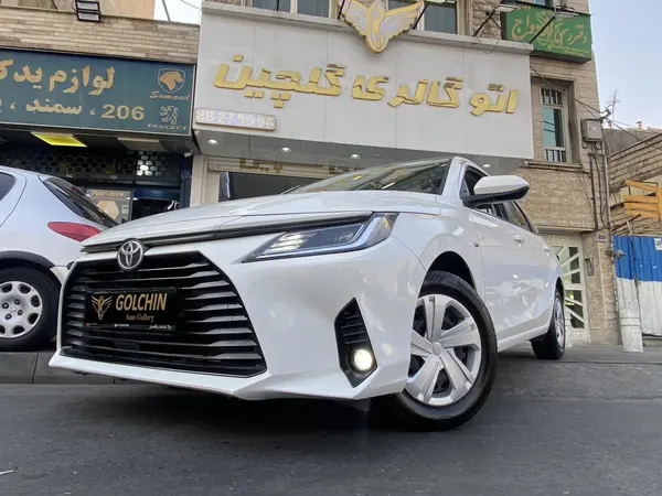 تویوتا، یاریس صندوق دار