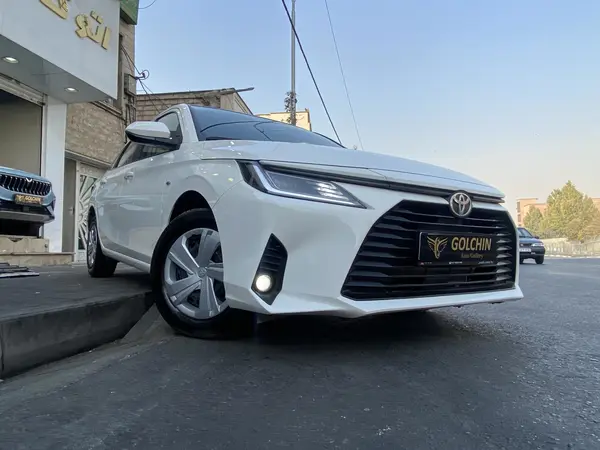 تویوتا، یاریس صندوق دار