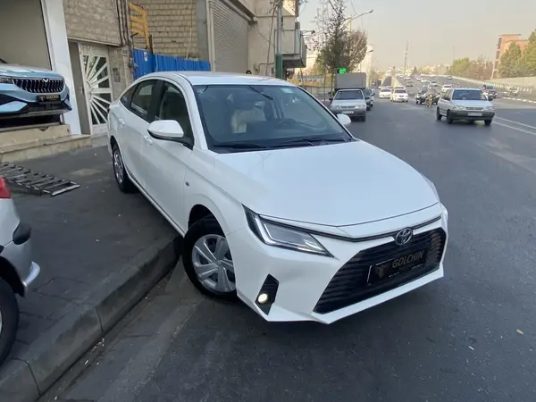 تویوتا، یاریس صندوق دار