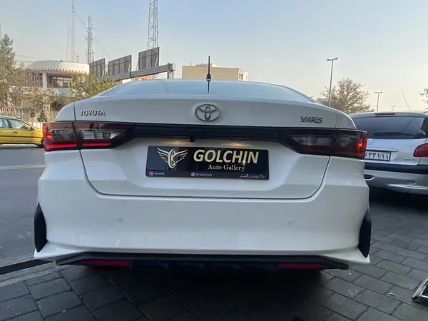 تویوتا، یاریس صندوق دار