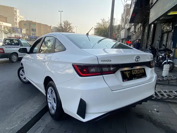 تویوتا، یاریس صندوق دار