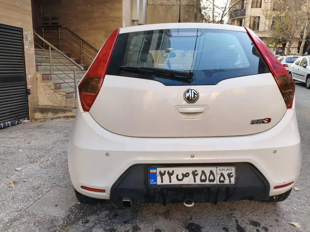 ام جی،  3