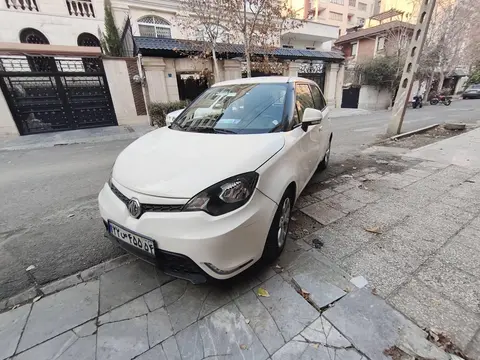ام جی، 3