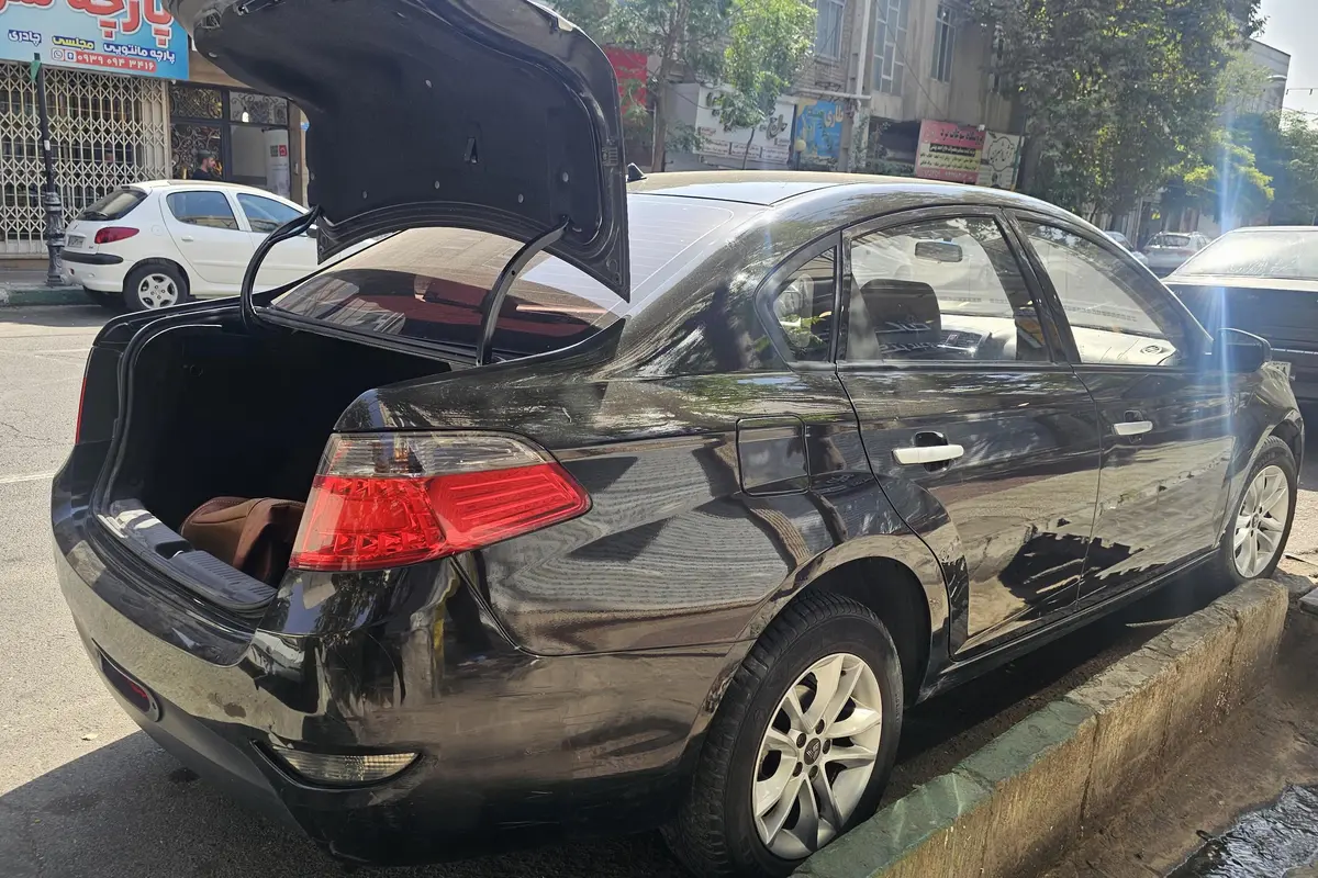 برلیانس،  H330