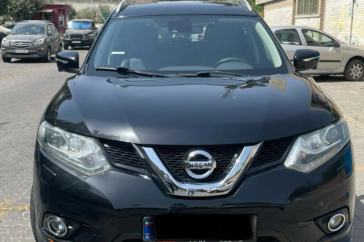 نیسان  ایکس تریل