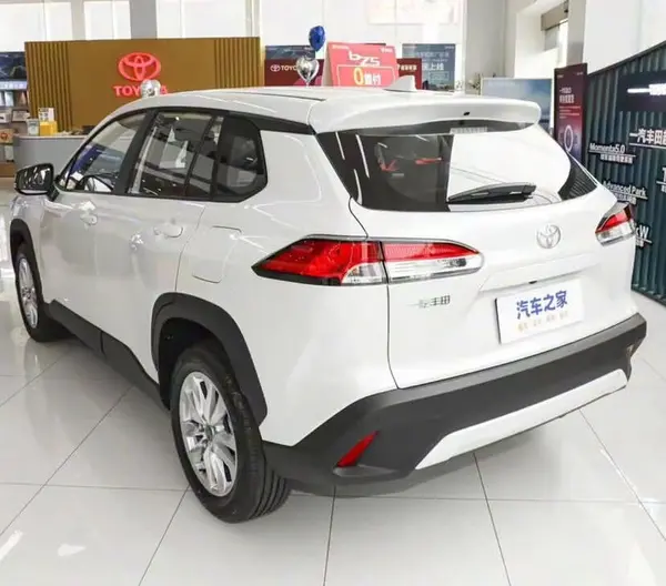 پیش فروش تویوتا، کرولا کراس هیبرید