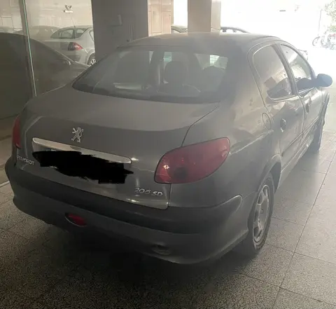 پژو، 206