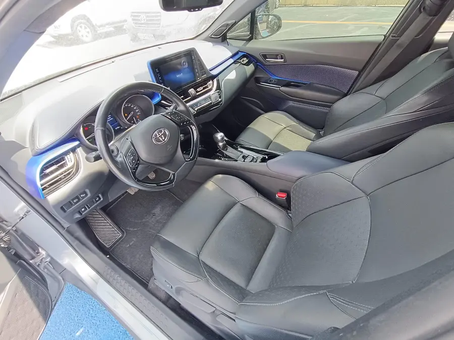 تویوتا، C-HR