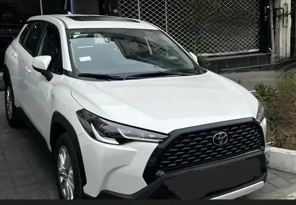 تویوتا، کرولا کراس هیبرید