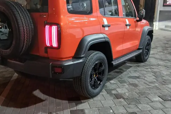 تانک، 300 مونتاژی