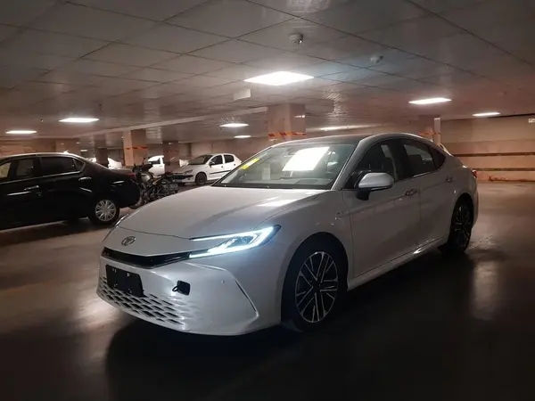 تویوتا، کمری هیبرید