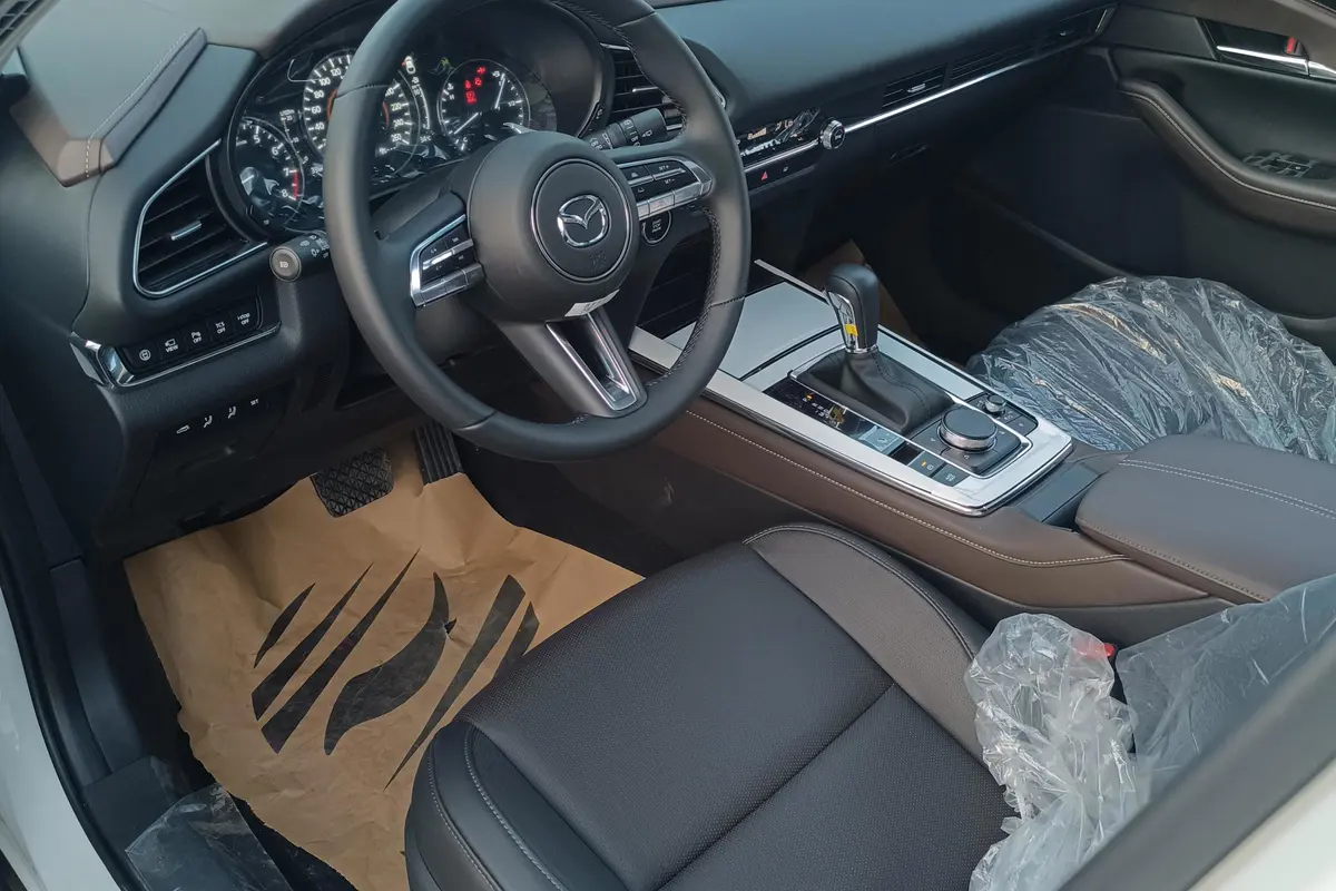 مزدا،  CX-30