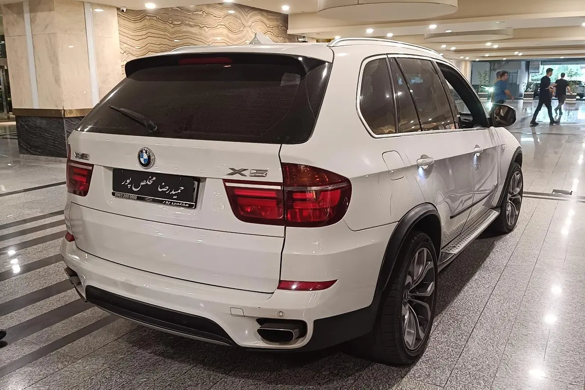 ب ام و،  X5