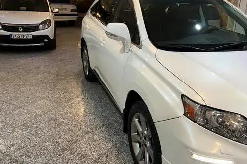 لکسوس،  RX