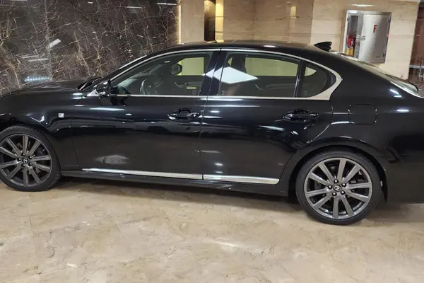 لکسوس، GS