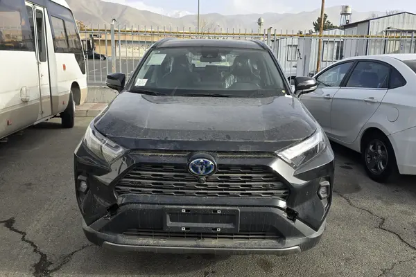 تویوتا، راوفور هیبرید