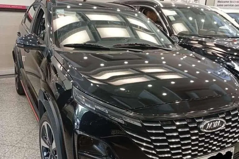 ام وی ام،  X33 کراس