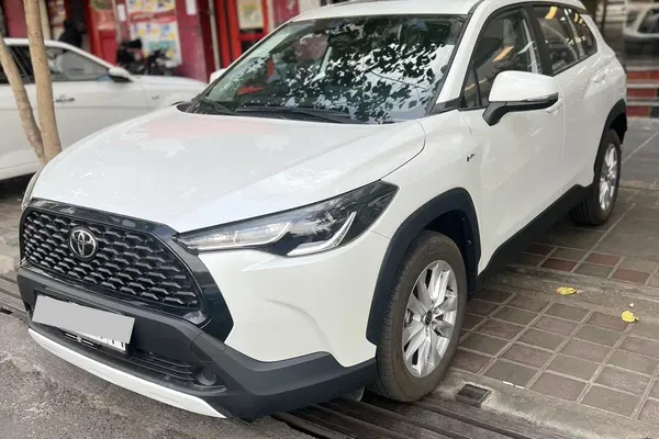 تویوتا، کرولا کراس هیبرید