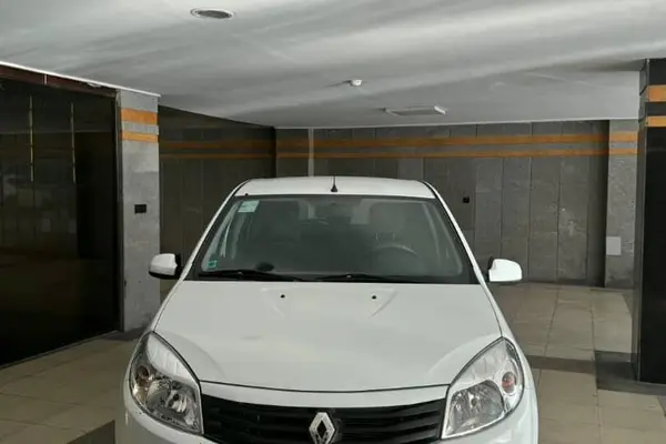 رنو، ساندرو