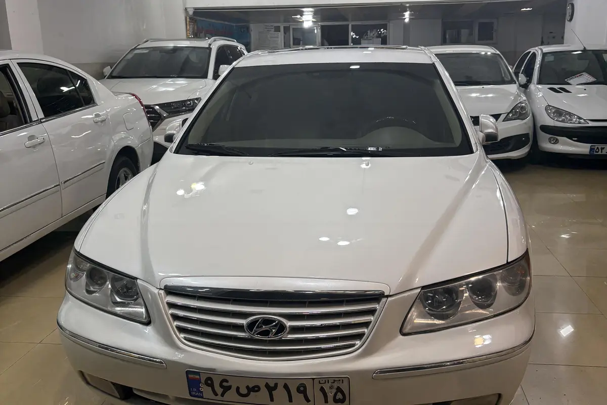هیوندای،  آزرا (گرنجور)