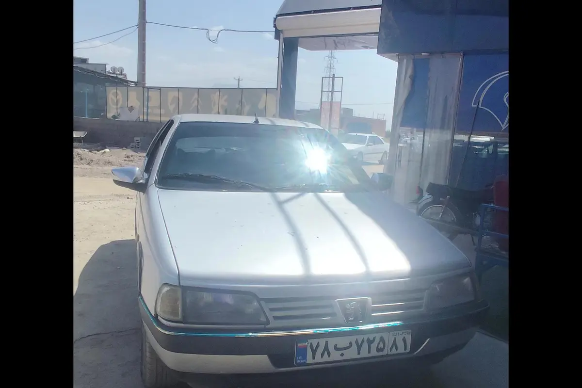 پژو،  405