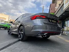 اشکودا، اوکتاویا پرو